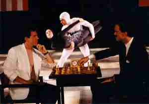 Chess players and modern dancers
